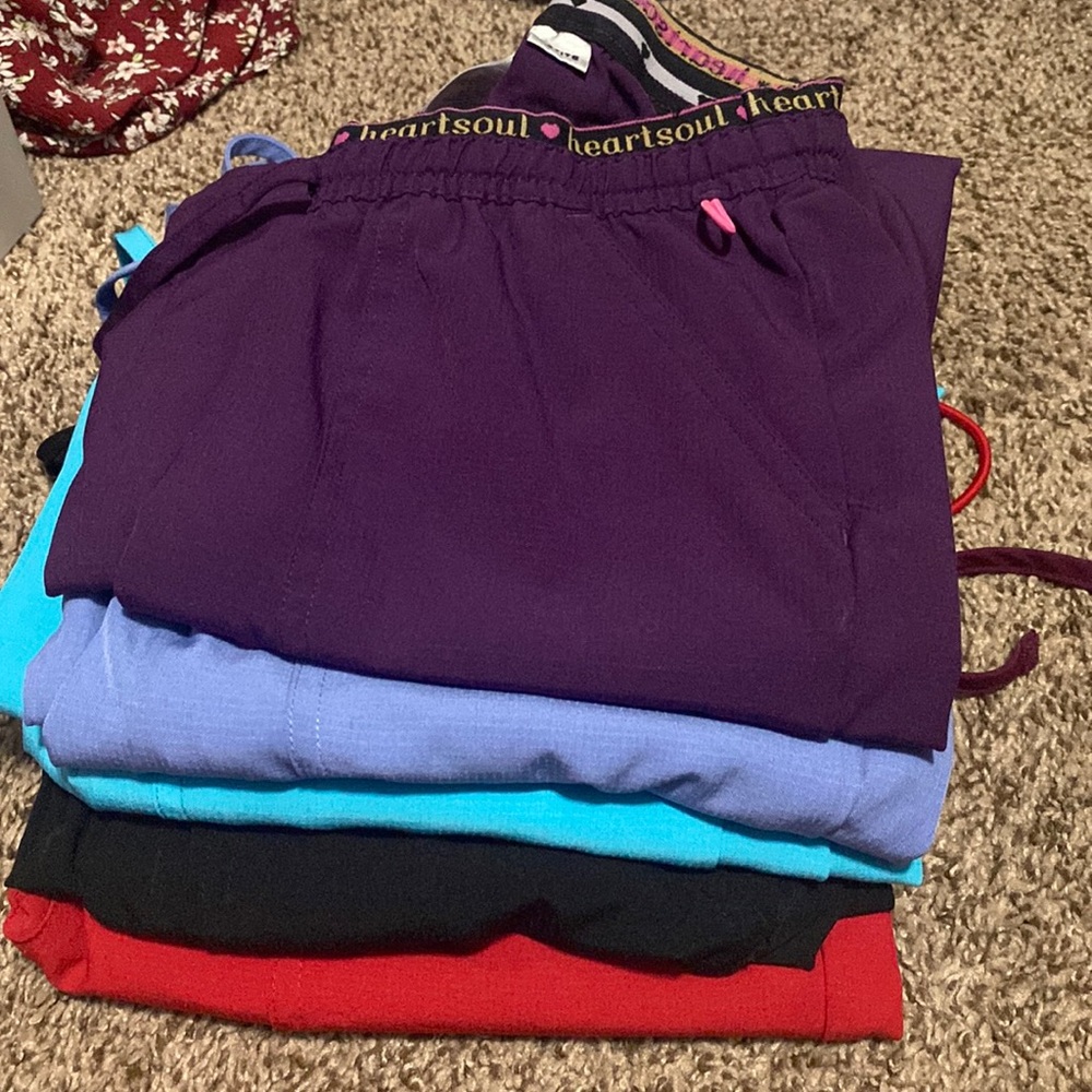 5 pairs of Heartsoul brand PETITE XXS scrubs.